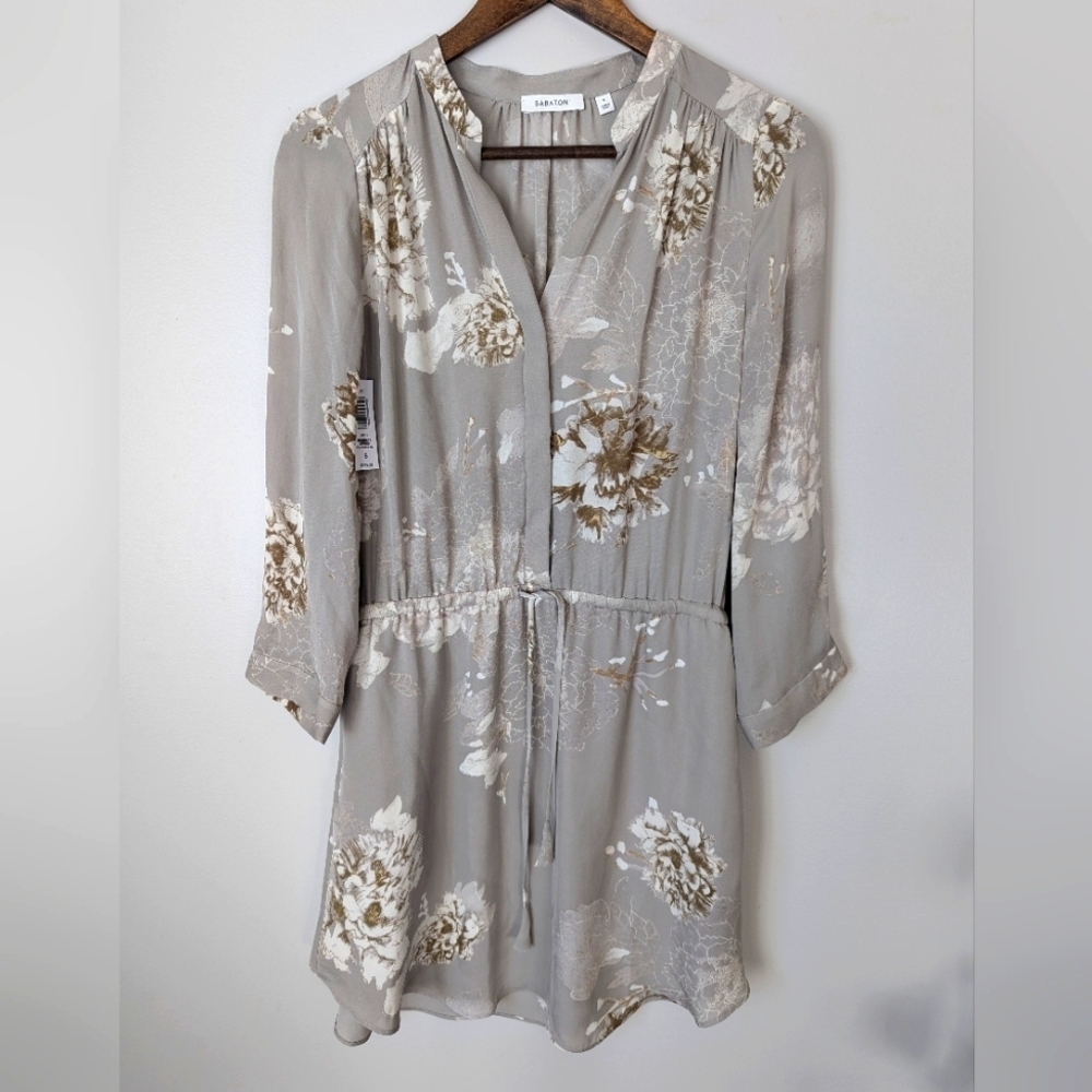 Aritzia Babaton Bennett Floral Gray100% Silk Mini Dress Womens Size S Luxury
